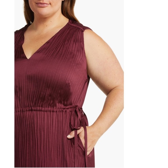 + VINCE + V-Neck Side Tie Satin Plissé Dress - Picture 4 of 5